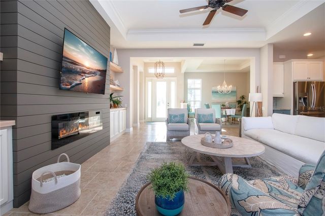 622 ROSEMARY CIRCLE, Bradenton, FL 34212