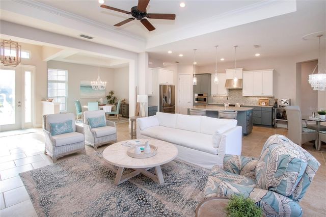 622 ROSEMARY CIRCLE, Bradenton, FL 34212