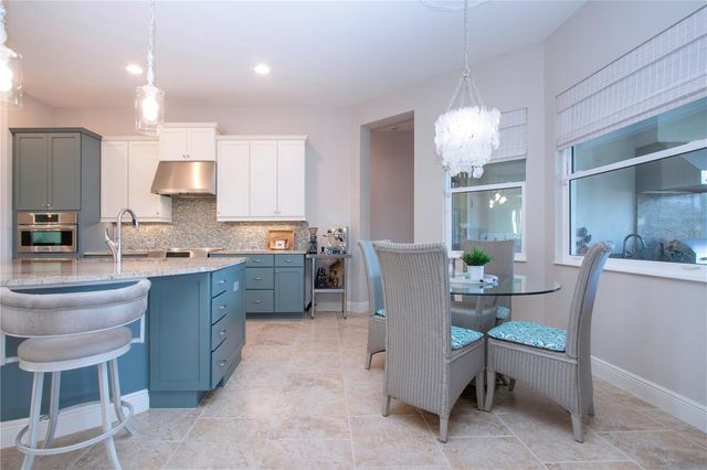 622 ROSEMARY CIRCLE, Bradenton, FL 34212