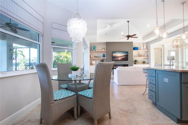 622 ROSEMARY CIRCLE, Bradenton, FL 34212