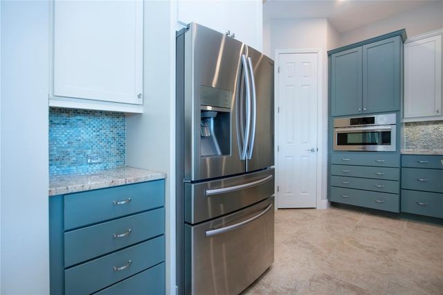 622 ROSEMARY CIRCLE, Bradenton, FL 34212