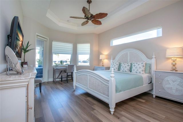 622 ROSEMARY CIRCLE, Bradenton, FL 34212