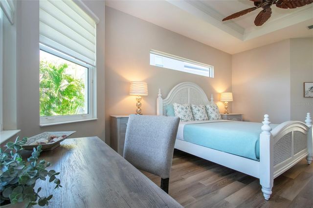 622 ROSEMARY CIRCLE, Bradenton, FL 34212