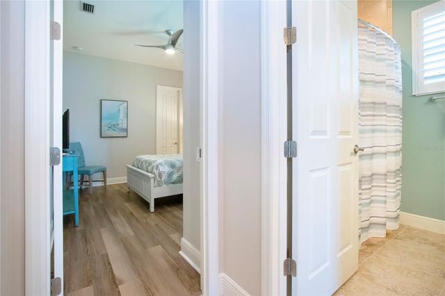 622 ROSEMARY CIRCLE, Bradenton, FL 34212