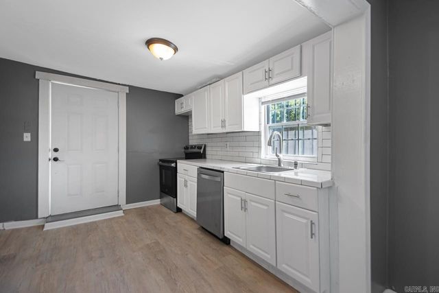 4322 W 28th Street, Little Rock, AR 72204