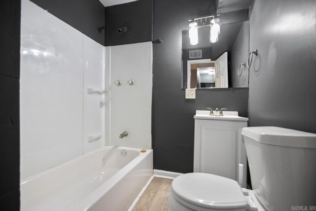 4322 W 28th Street, Little Rock, AR 72204