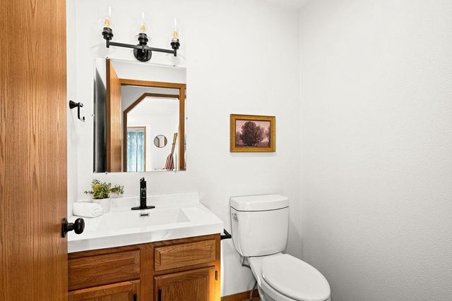 3625 E 6th St, Superior, WI 54880