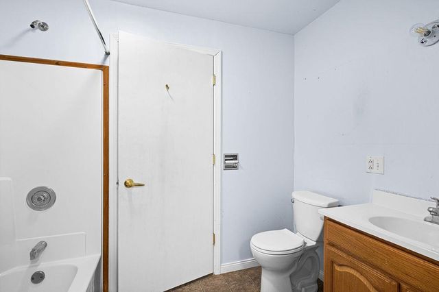 3625 E 6th St, Superior, WI 54880