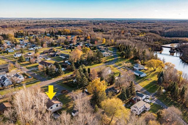 3625 E 6th St, Superior, WI 54880