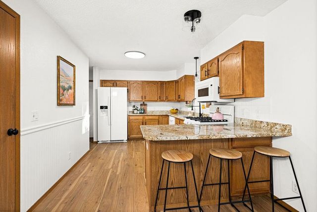 3625 E 6th St, Superior, WI 54880