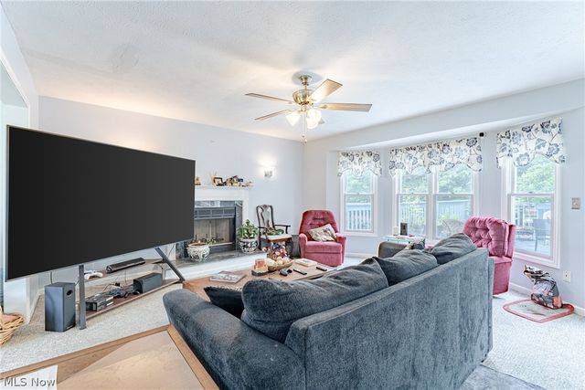 1347 Sharonbrook Drive, Twinsburg, OH 44087