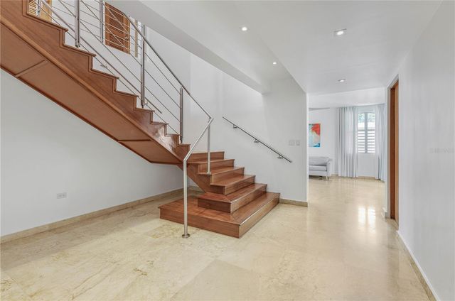 2200 CACIQUE STREET, San Juan, PR 00913
