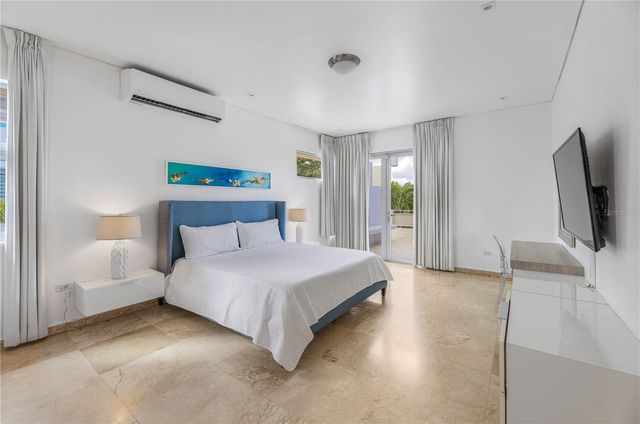 2200 CACIQUE STREET, San Juan, PR 00913