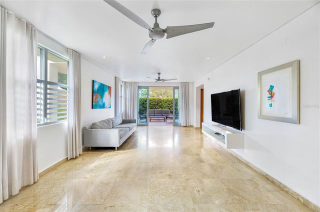 2200 CACIQUE STREET, San Juan, PR 00913