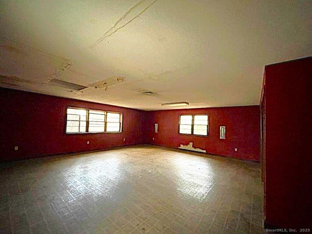 3 Medley Lane, Clinton, CT 06413