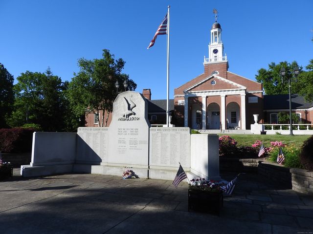 3 Medley Lane, Clinton, CT 06413