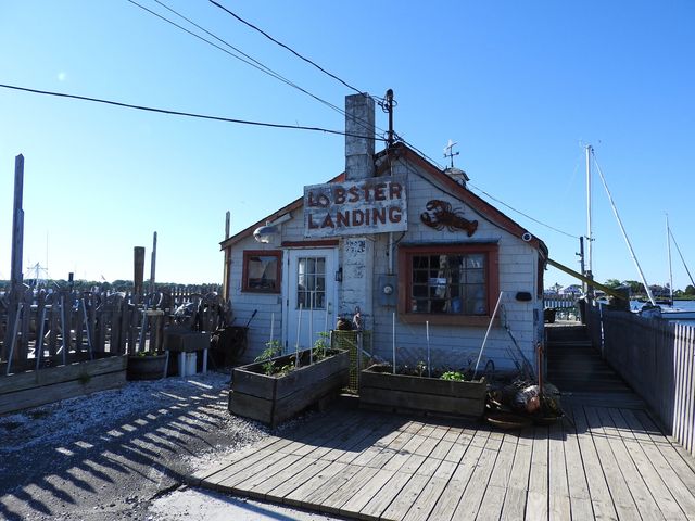 3 Medley Lane, Clinton, CT 06413