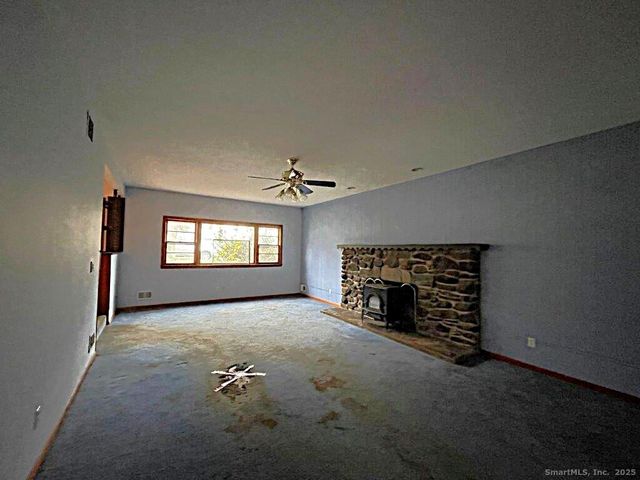 3 Medley Lane, Clinton, CT 06413