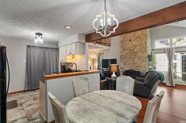 9593 Bay Vista West Drive, Indianapolis, IN 46250