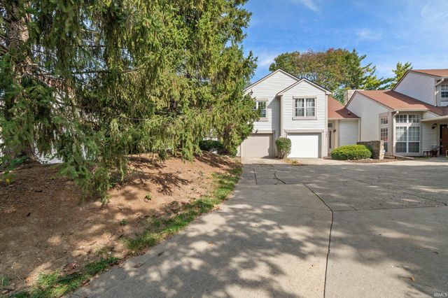 9593 Bay Vista West Drive, Indianapolis, IN 46250