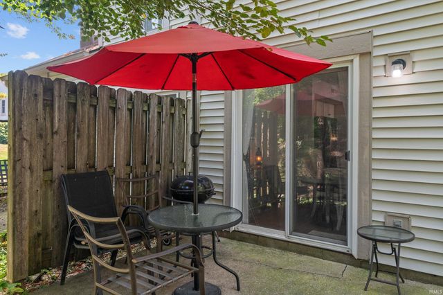 9593 Bay Vista West Drive, Indianapolis, IN 46250