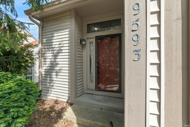 9593 Bay Vista West Drive, Indianapolis, IN 46250
