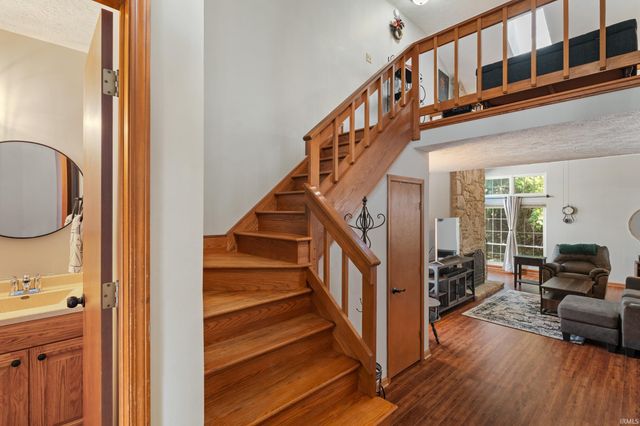 9593 Bay Vista West Drive, Indianapolis, IN 46250