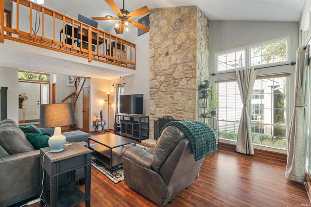 9593 Bay Vista West Drive, Indianapolis, IN 46250