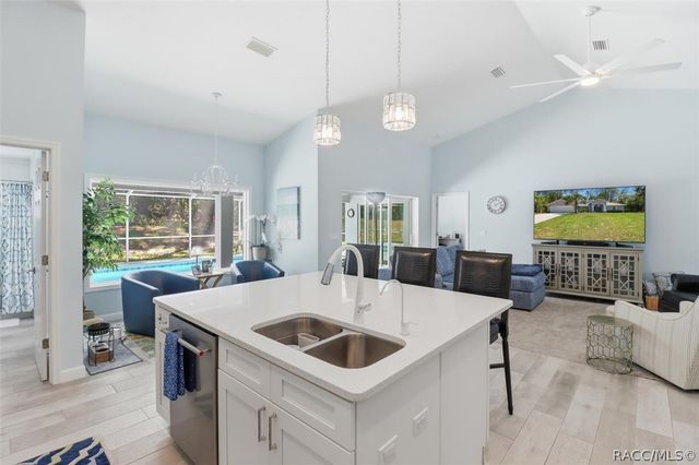 5467 N Red Ribbon Point, Beverly Hills, FL 34465