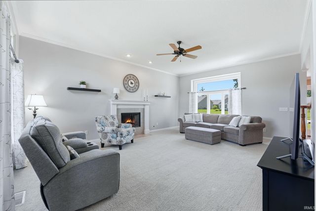 2101 Lake Front Drive, Fort Wayne, IN 46804