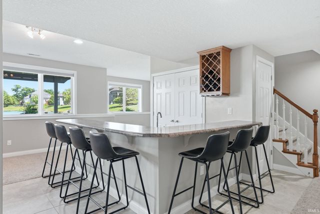 2101 Lake Front Drive, Fort Wayne, IN 46804