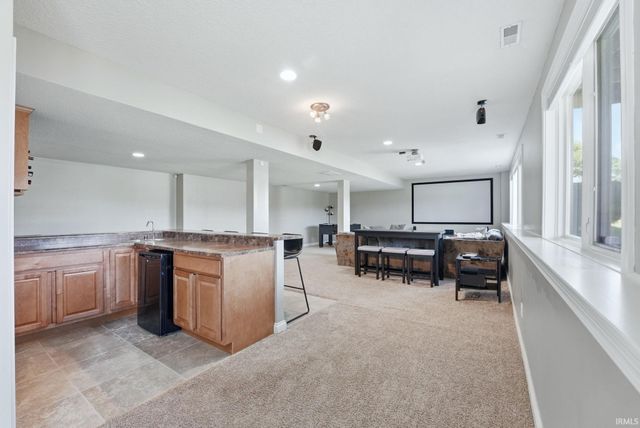 2101 Lake Front Drive, Fort Wayne, IN 46804