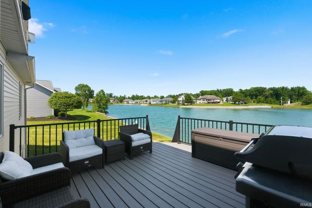 2101 Lake Front Drive, Fort Wayne, IN 46804