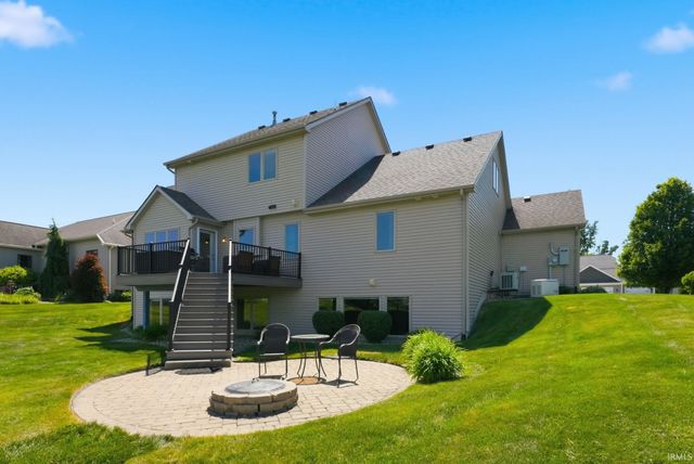 2101 Lake Front Drive, Fort Wayne, IN 46804