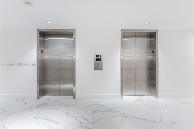 1000 West Ave 432, Miami Beach, FL 33139