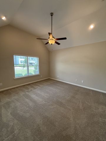 1510 Allwood Ave, Murfreesboro, TN 37128