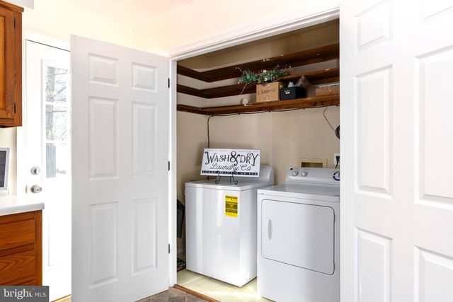 5527 SMITH STATION RD, Fredericksburg, VA 22407