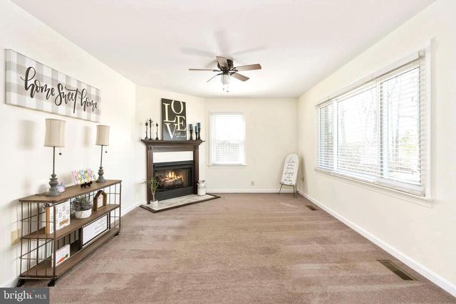 5527 SMITH STATION RD, Fredericksburg, VA 22407