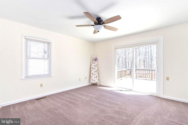 5527 SMITH STATION RD, Fredericksburg, VA 22407
