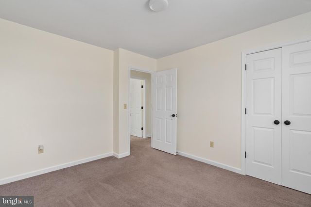 5527 SMITH STATION RD, Fredericksburg, VA 22407