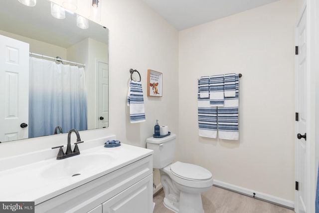 5527 SMITH STATION RD, Fredericksburg, VA 22407