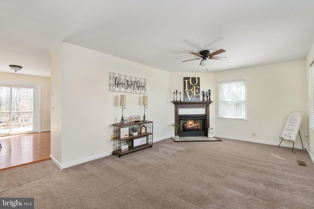 5527 SMITH STATION RD, Fredericksburg, VA 22407