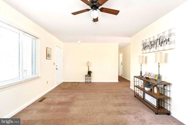 5527 SMITH STATION RD, Fredericksburg, VA 22407