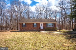 5527 SMITH STATION RD, Fredericksburg, VA 22407