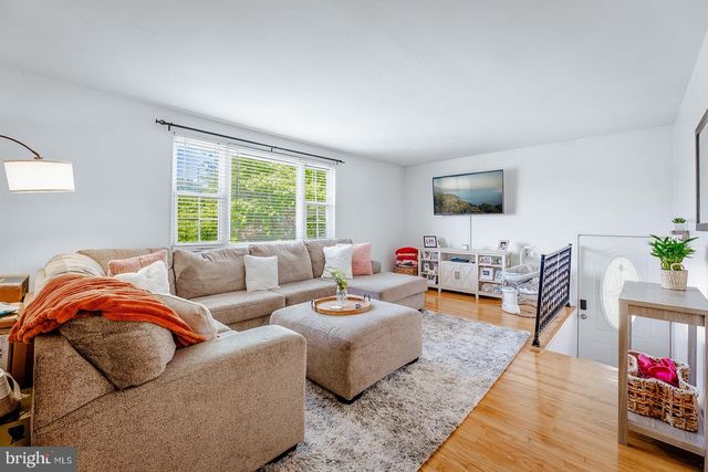 4401 PEARSON AVE, Philadelphia, PA 19114