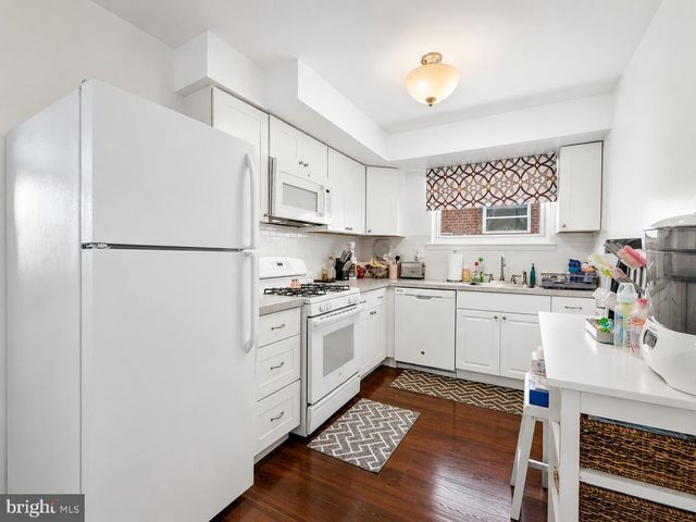 4401 PEARSON AVE, Philadelphia, PA 19114