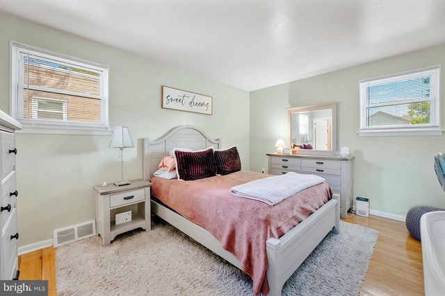 4401 PEARSON AVE, Philadelphia, PA 19114