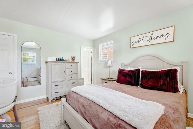 4401 PEARSON AVE, Philadelphia, PA 19114