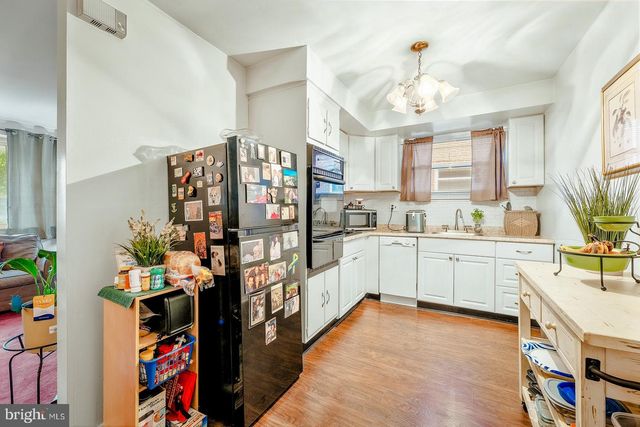 4401 PEARSON AVE, Philadelphia, PA 19114