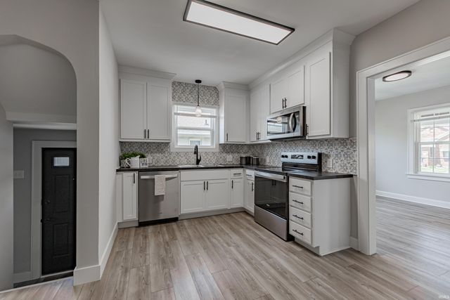 757 E Delaware Street, Evansville, IN 47711